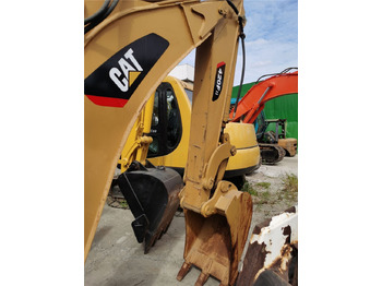 Bager utovarivač Caterpillar 420F: slika 5