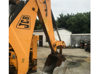 Lizing JCB 3CX-4T JCB 3CX-4T: slika 1