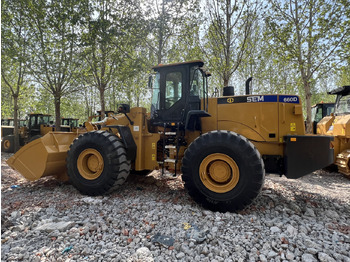 Utovarivač točkaš SEM