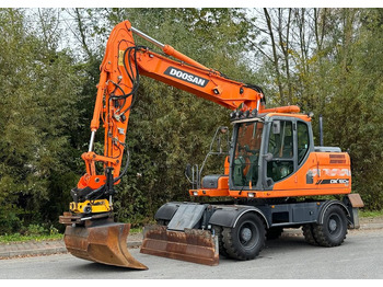 Bager točkaš DOOSAN DX160W