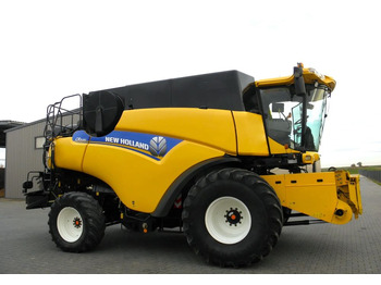 Kombinovani kombajn New Holland CR9080 2013 Rok , heder Varifeed 9,15m, Nowsza Wersja, Nie Malowany, Stan Idealny: slika 2 Kombinovani kombajn New Holland CR9080 2013 Rok , heder Varifeed 9,15m, Nowsza Wersja, Nie Malowany, Stan Idealny: slika 2