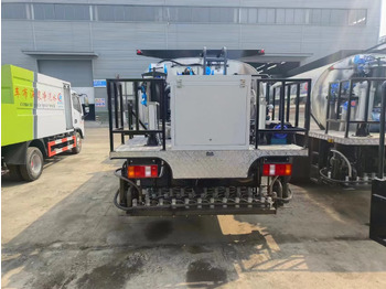 Novu Prskalica bitu-emulzije SINOTRUK Howo/Dongfeng auto Asphalt truck: slika 2