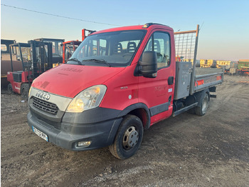 Dostavno vozilo kiper IVECO Daily