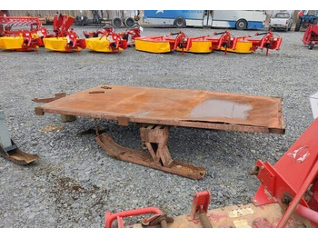 Šumska prikolica Metsäreki - 300cm x 150cm kuormatilalla: slika 4 Šumska prikolica Metsäreki - 300cm x 150cm kuormatilalla: slika 4