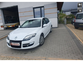 Hečbek RENAULT