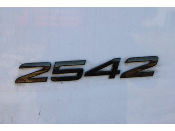 Kamion sa ceradom Mercedes-Benz Actros 2542 NAVIGACE + PANAV (8,20m x 2,48m x 3m): slika 5