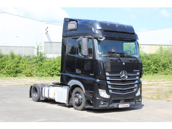 Tegljač MERCEDES-BENZ Actros 1848
