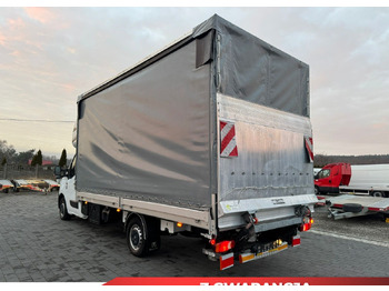 Dostavno vozilo sa ceradom RENAULT Master 2.3