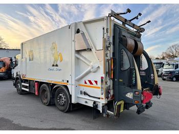 Kamion za smeće Scania P360: slika 3