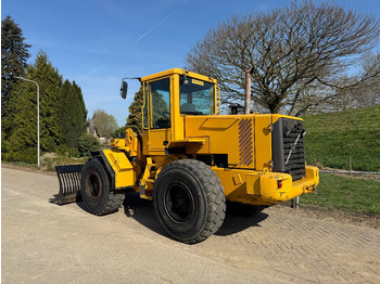Utovarivač točkaš Volvo L70D: slika 3