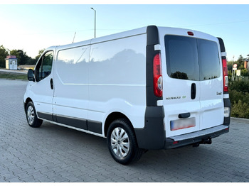 Furgon Renault Trafic 2.0 DCI 115KM LONG 2012 Rok Klimatyzacja Nawigacja BEZWYPADKOWY: slika 2