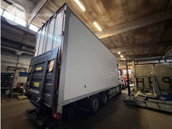 Kamion sa zatvorenim sandukom Mercedes-Benz Actros 2545: slika 4