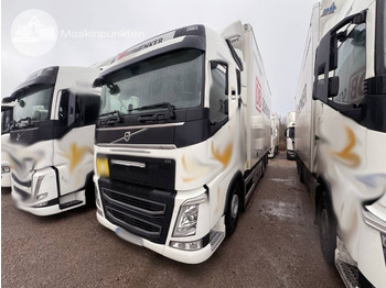 Kamion sa zatvorenim sandukom VOLVO FH 500