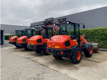 Utovarivač točkaš KUBOTA R065