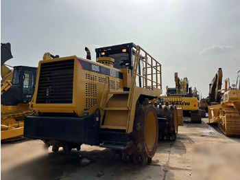 Lizing CATERPILLAR 826G CATERPILLAR 826G: slika 2