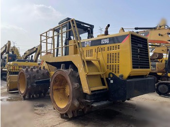 Lizing CATERPILLAR 826G CATERPILLAR 826G: slika 4