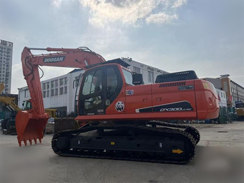 Bager guseničar DOOSAN DX300 LC-9C: slika 2
