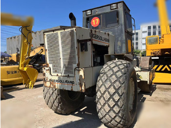 Valjak INGERSOLL-RAND SD100D: slika 3 Valjak INGERSOLL-RAND SD100D: slika 3