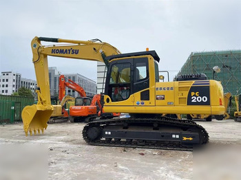 Bager guseničar KOMATSU PC200-8