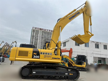 Bager guseničar KOMATSU PC300-8