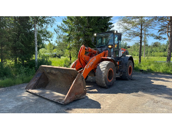 Utovarivač točkaš HITACHI