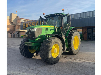 Traktor JOHN DEERE 6175R