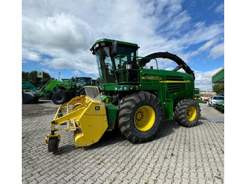 Kombajn za stočnu hranu JOHN DEERE 7400