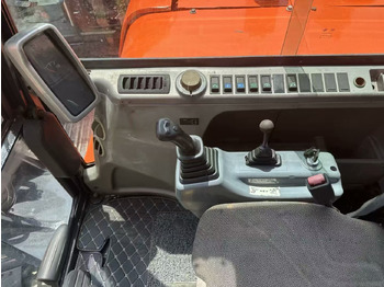 Novu Bager guseničar DOOSAN DX60: slika 4