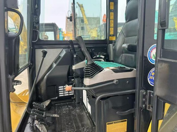 Bager guseničar KOMATSU PC56: slika 2