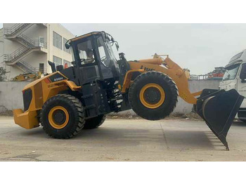 Utovarivač točkaš Liugong 856h 90% Wheel Loader New , Powerful, Low Price, and Very Good Quality [ Copy ]: slika 3
