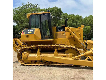 Buldožer CATERPILLAR D6D