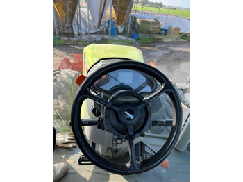 Traktor Claas Axion 930: slika 5