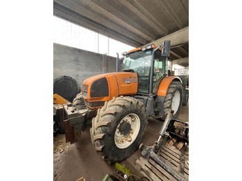 Traktor RENAULT Ares