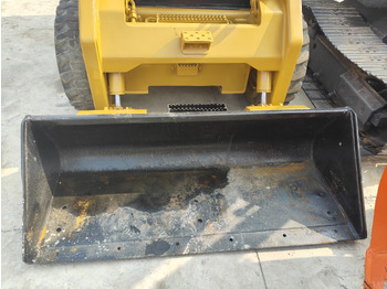 Mini utovarivač CATERPILLAR Used skid-steer CAT246D: slika 5