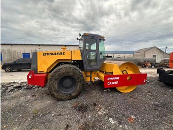 Valjak za puteve DYNAPAC CA301D: slika 4