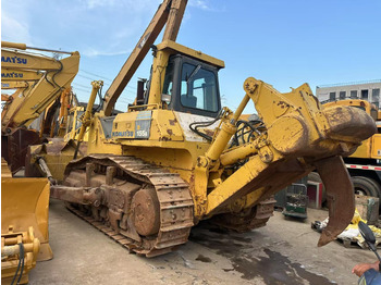 Buldožer KOMATSU D155