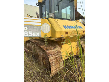 Buldožer KOMATSU D65