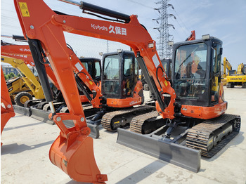 Mini bager KUBOTA U55: slika 3 Mini bager KUBOTA U55: slika 3