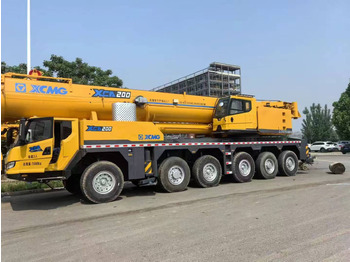 Autodizalica XCMG XCA200