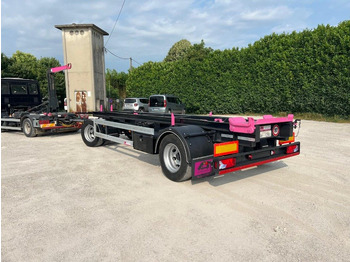 : fotografija u zaglavlju