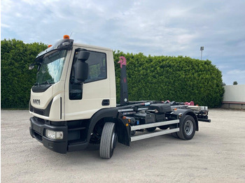 Kamion sa hidrauličnom kukom IVECO EuroCargo 120E