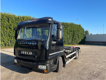 Kamion sa hidrauličnom kukom IVECO EUROCARGO 75E18 CON SCARRABILE NUOVO: slika 2 Kamion sa hidrauličnom kukom IVECO EUROCARGO 75E18 CON SCARRABILE NUOVO: slika 2