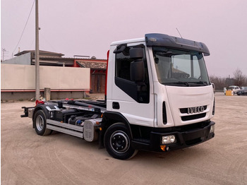 Kamion sa hidrauličnom kukom IVECO EuroCargo 80E