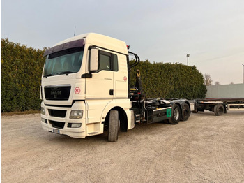 Kamion sa hidrauličnom kukom MAN TGX 26.440