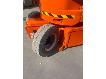Zglobna platforma JLG E300AJP: slika 5 Zglobna platforma JLG E300AJP: slika 5