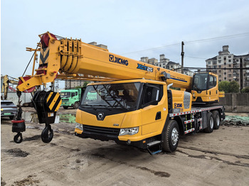Autokran za sve terene XCMG XCT25