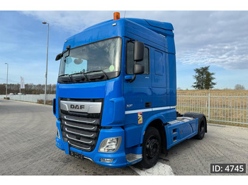 Tegljač DAF XF 450