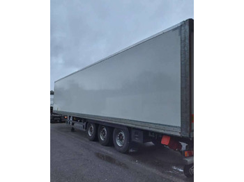 Poluprikolica sa zatvorenim sandukom