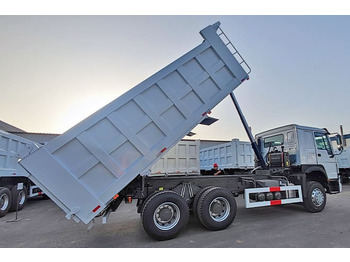 Novu Istovarivač za prevoz glomaznih materijala TITAN Sinotruk Howo New Dump Truck for Sale in Nigeria: slika 2 Novu Istovarivač za prevoz glomaznih materijala TITAN Sinotruk Howo New Dump Truck for Sale in Nigeria: slika 2