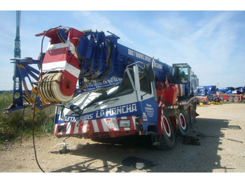 Autodizalica LIEBHERR LTM 1090